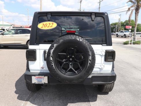 Used 2022 Jeep Wrangler Unlimited Sport image 13