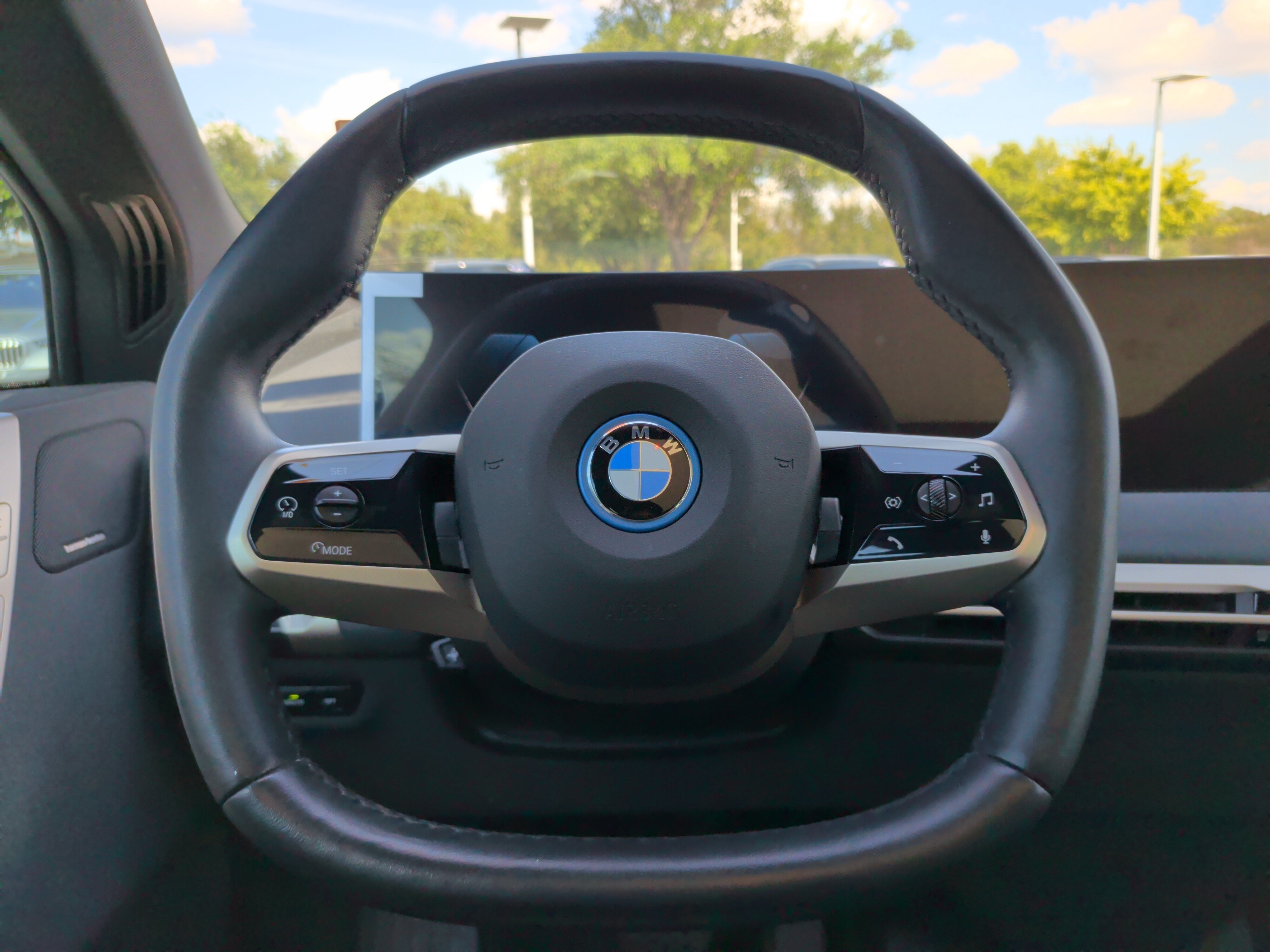 Certified 2024 BMW iX xDrive50 w/ Convenience Package AWD/4WD image 21