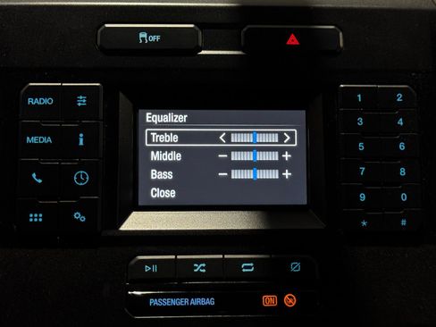 Used 2022 Ford F250 XL w/ Power Equipment Group AWD/4WD image 10