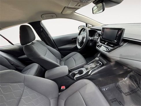 Used 2022 Toyota Corolla LE w/ Carpet Mat Package (TMS) image 14