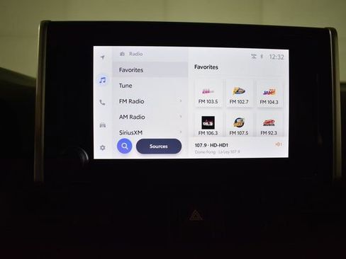 Used 2023 Toyota RAV4 XLE image 19