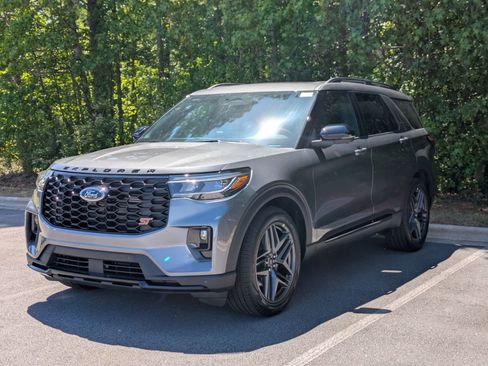 New 2026 Ford Explorer ST AWD/4WD image 6