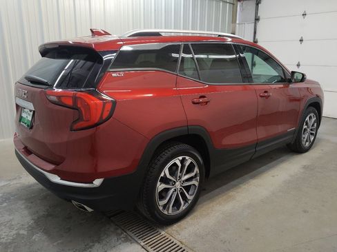 Used 2020 GMC Terrain SLT w/ Preferred Package FWD image 10