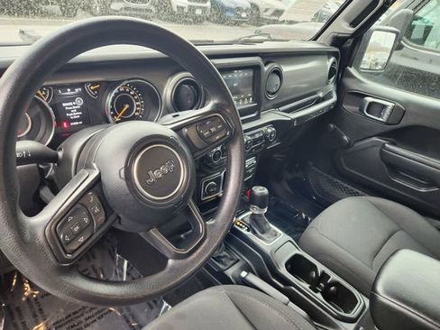 Used 2023 Jeep Wrangler Unlimited Sport AWD/4WD image 12