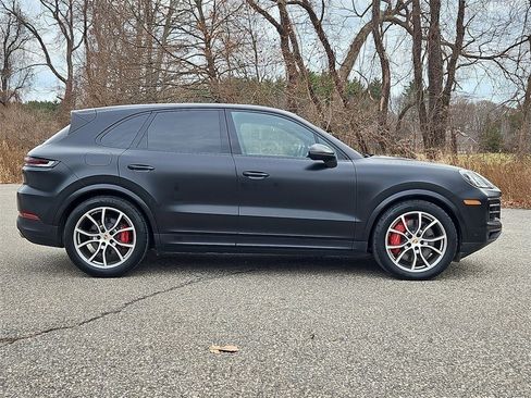 Certified 2024 Porsche Cayenne S image 8
