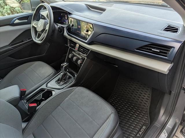 Certified 2023 Volkswagen Taos SE w/ Panoramic Sunroof Package FWD image 13