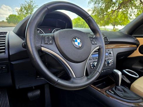 Used 2011 BMW 128i Convertible RWD image 27
