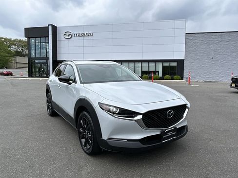 Used 2025 MAZDA CX-30 AWD 2.5 S w/ Select Sport Pkg image 2