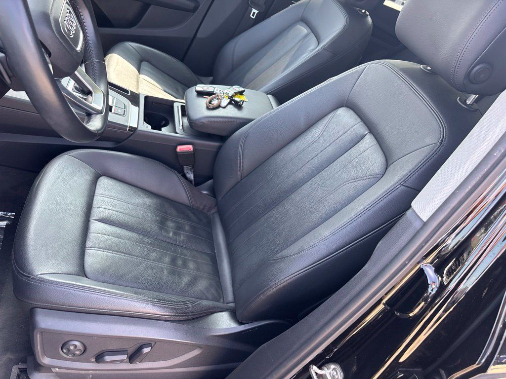 Used 2018 Audi Q5 2.0T Premium AWD/4WD image 17
