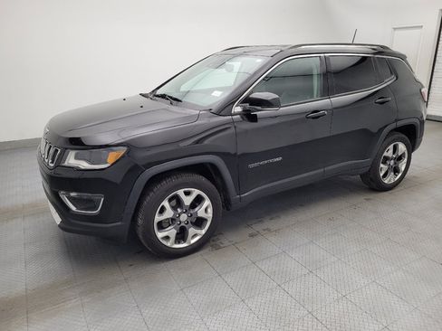Used 2018 Jeep Compass Limited w/ Navigation Group AWD/4WD image 2