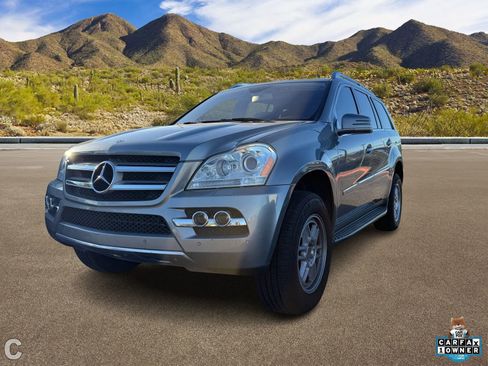 Used 2011 Mercedes-Benz GL 450 4MATIC image 2