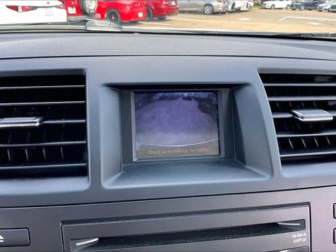 Used 2012 Toyota Highlander FWD image 24