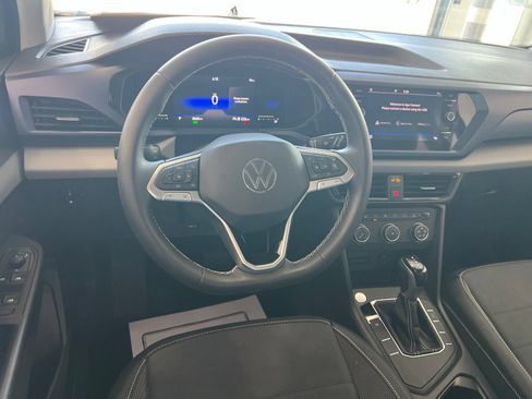 Used 2022 Volkswagen Taos SE w/ Driver Assistance Package FWD image 37