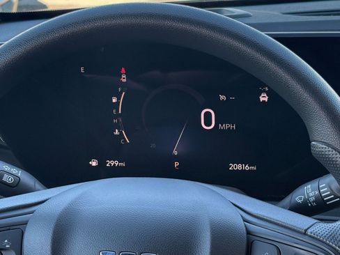 Used 2025 Buick Envista Preferred image 39