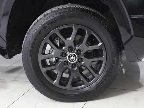 Used 2024 Toyota Tundra Platinum image 16