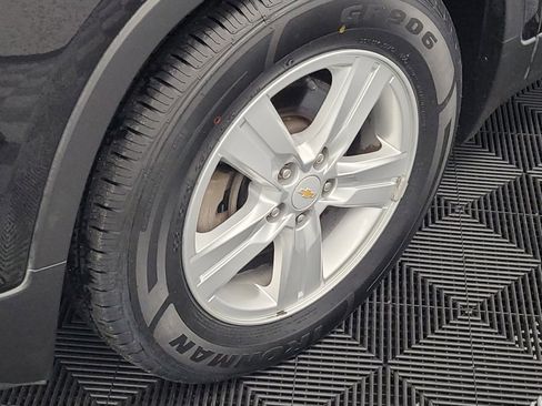 Used 2020 Chevrolet Trax LS w/ Tint and Cruise Package FWD image 31