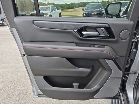 New 2026 GMC Yukon XL AT4 Ultimate AWD/4WD image 38