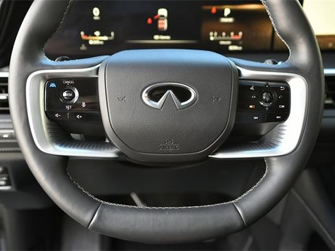 Used 2025 INFINITI QX80 Luxe image 7