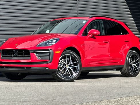New 2026 Porsche Macan AWD/4WD image 1