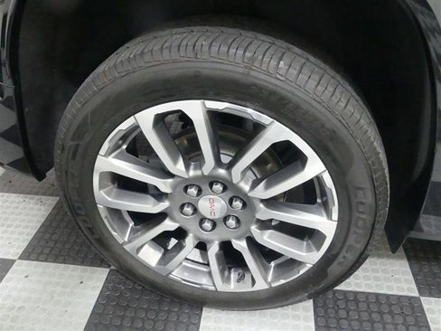 Used 2021 GMC Acadia Denali w/ Trailering Package AWD/4WD image 17