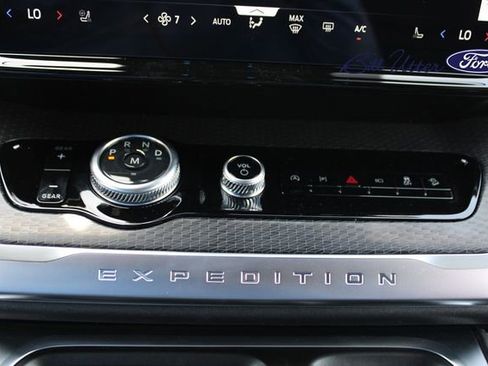 New 2026 Ford Expedition Max Platinum AWD/4WD image 15