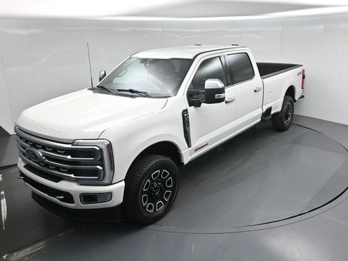 Certified 2024 Ford F250 Platinum AWD/4WD image 38