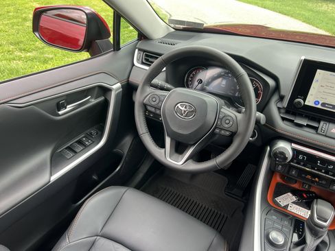 Used 2024 Toyota RAV4 Adventure w/ Convenience Package image 13