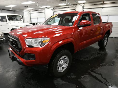 Certified 2023 Toyota Tacoma SR image 3