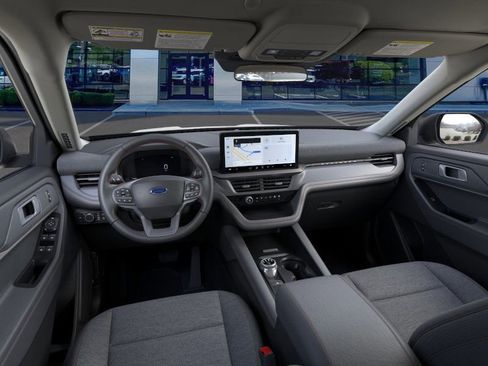 New 2025 Ford Explorer Active image 9