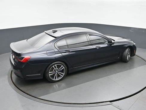 Used 2022 BMW 750i xDrive w/ Luxury Rear Seating Package image 36