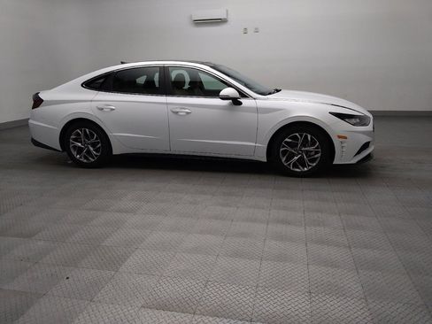 Used 2020 Hyundai Sonata SEL w/ Premium + Sunroof Package FWD image 11