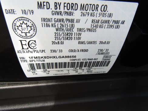 Used 2020 Ford Explorer XLT w/ Equipment Group 202A AWD/4WD image 21