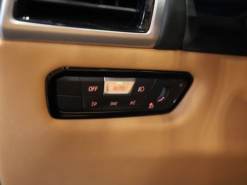 Used 2023 BMW M850i xDrive Convertible w/ M Sport Professional Package image 22