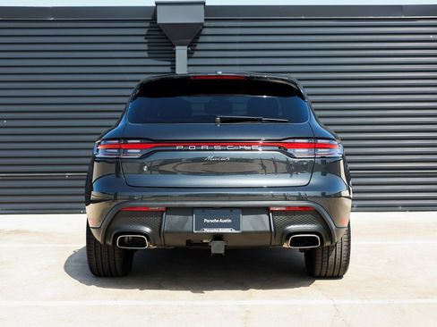 Certified 2025 Porsche Macan image 6
