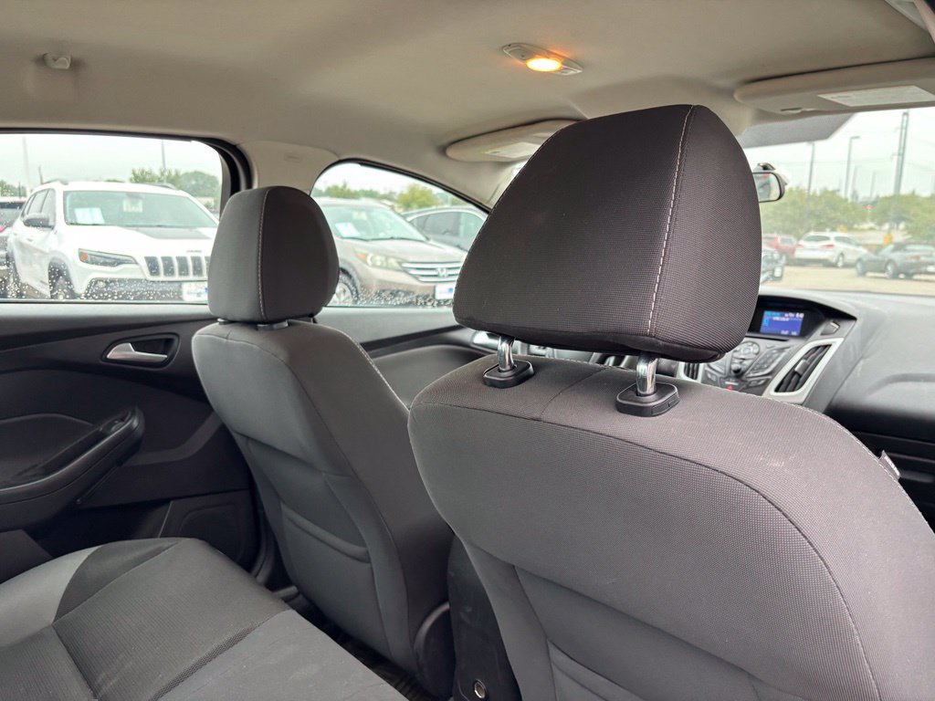 Used 2013 Ford Focus SE FWD image 18