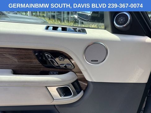 Used 2019 Land Rover Range Rover HSE image 17