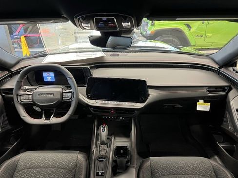 New 2026 Dodge Charger R/T Scat Pack image 8