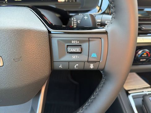 New 2026 Nissan Pathfinder SL w/ SL Premium Package FWD image 24