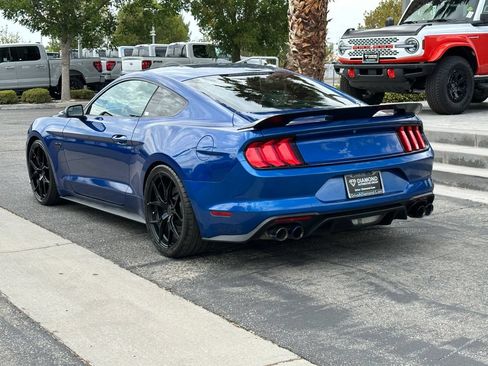 Used 2018 Ford Mustang GT RWD image 4