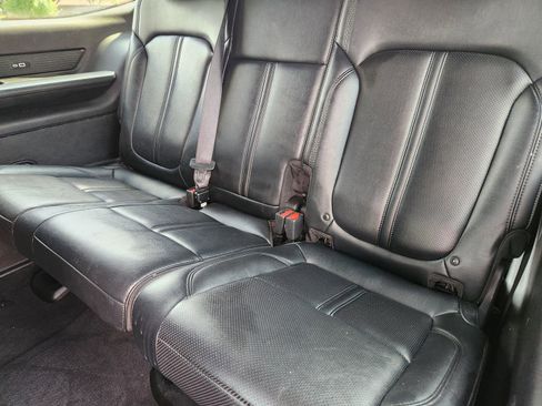 Used 2022 Jeep Wagoneer Series III AWD/4WD image 37