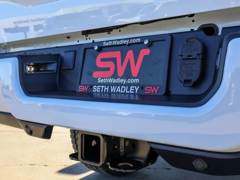New 2026 RAM 2500 Tradesman AWD/4WD image 50