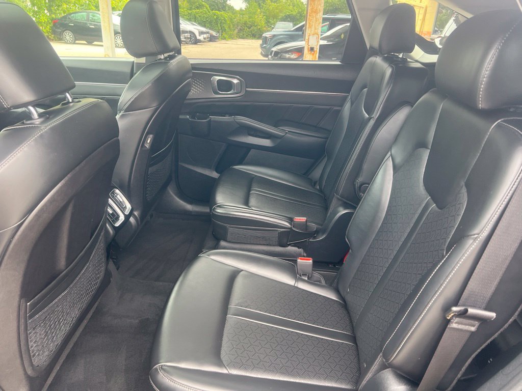 Certified 2023 Kia Sorento SX AWD/4WD image 9