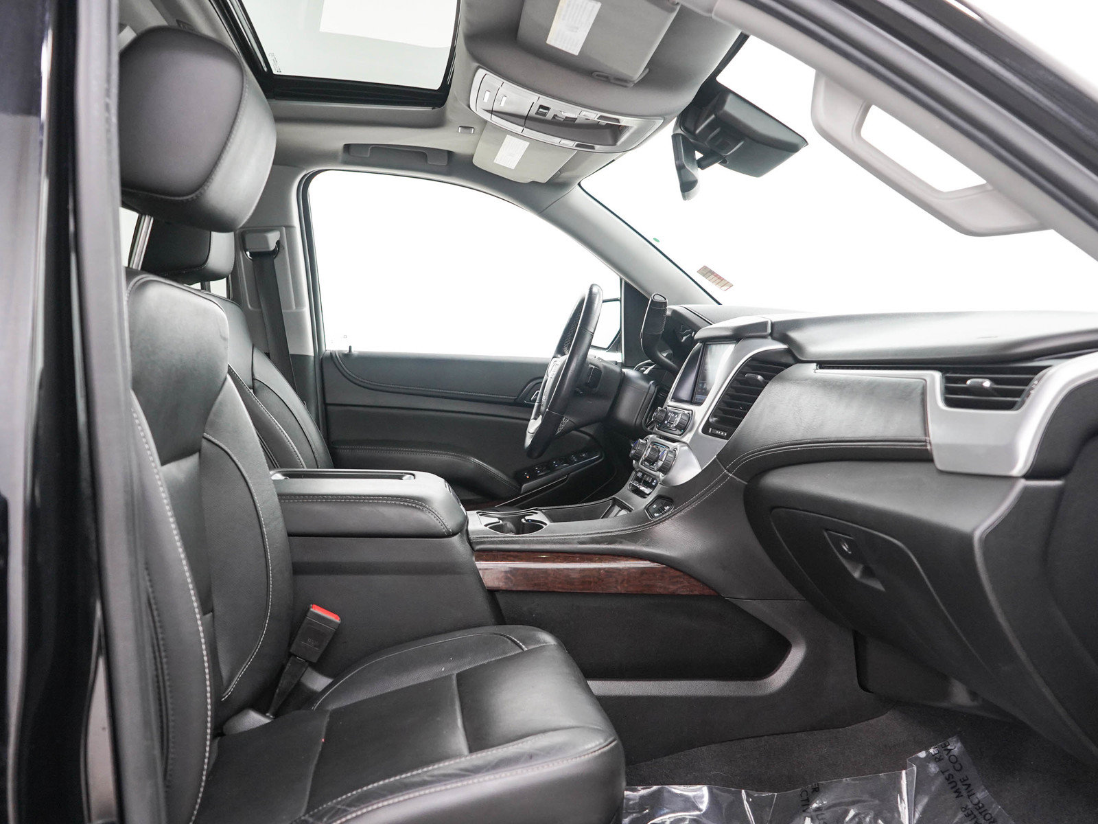 Used 2020 GMC Yukon XL SLT w/ Open Road Package AWD/4WD image 13