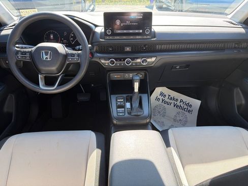 Used 2024 Honda CR-V EX image 22