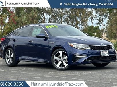 Used 2019 Kia Optima S w/ S Panoramic Sunroof Package