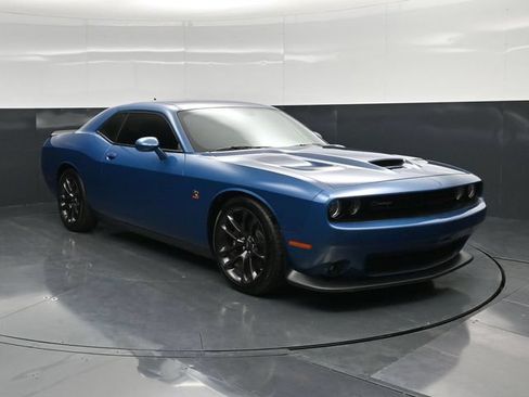 Used 2020 Dodge Challenger R/T Scat Pack RWD image 6