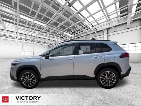 Used 2026 Toyota Corolla Cross XLE w/ Convenience Package AWD/4WD image 7