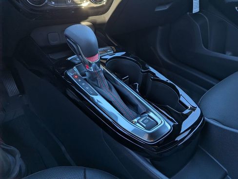 New 2026 Chevrolet Trax RS w/ Sunroof Package image 22