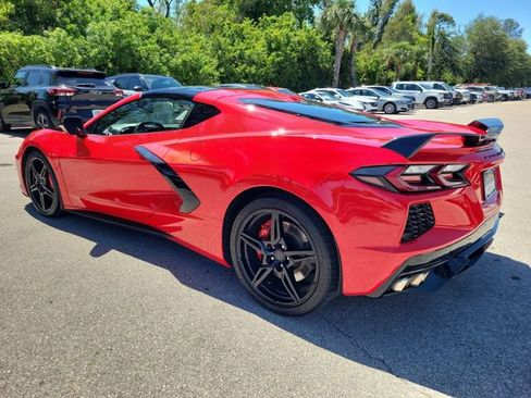Used 2020 Chevrolet Corvette Stingray Preferred Cpe w/ 2LT Preferred Equipment Group RWD image 4