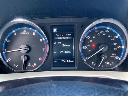Used 2016 Toyota RAV4 XLE FWD image 25